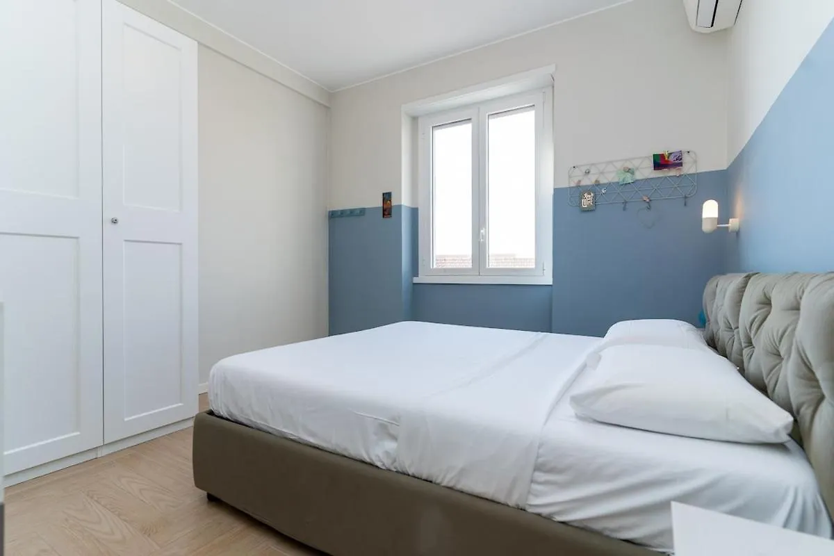 Bright Apartment In Front Of Navigli With Ac Wifi 米兰 意大利