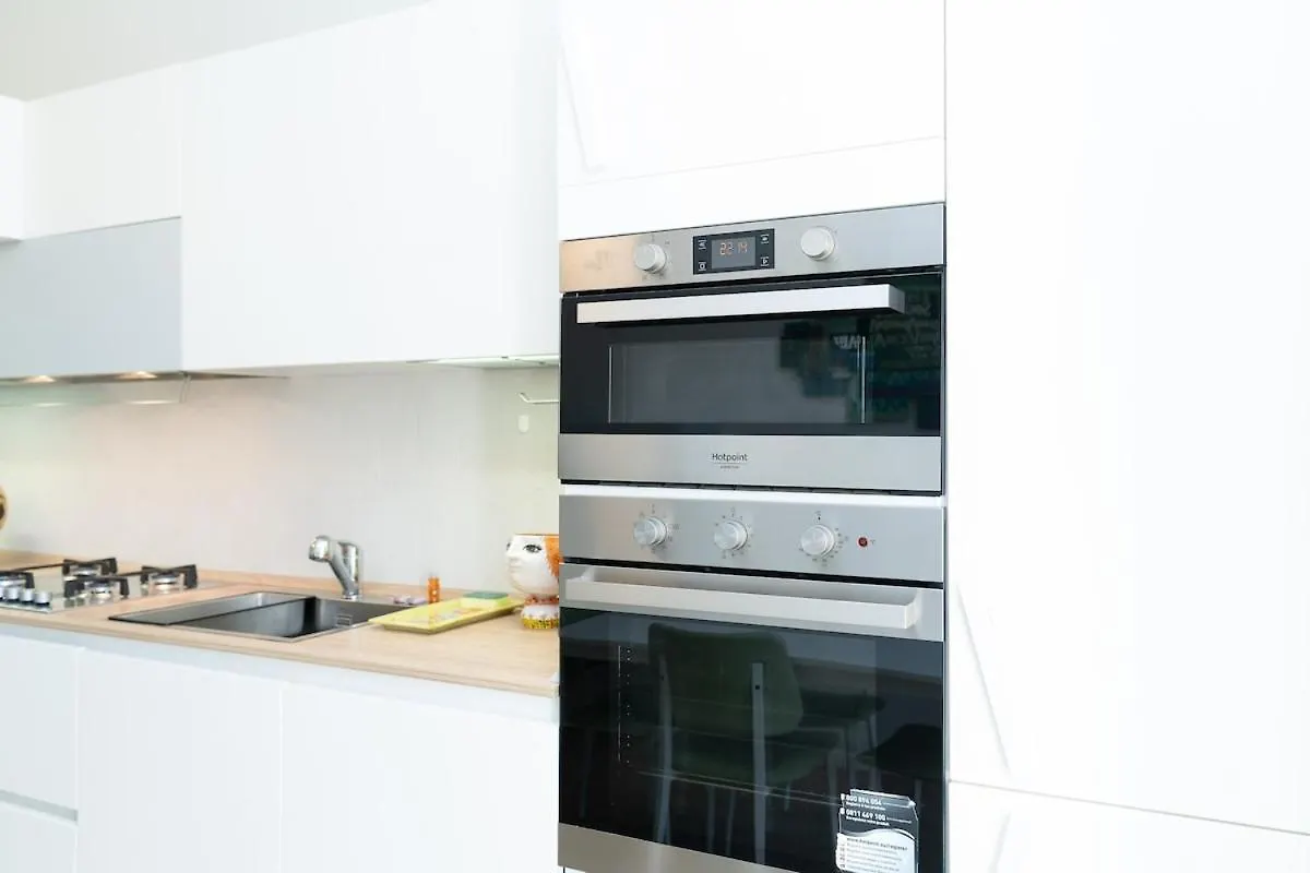Bright Apartment In Front Of Navigli With Ac Wifi 米兰