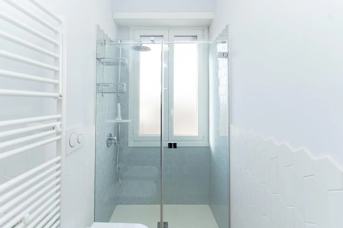 Bright Apartment In Front Of Navigli With Ac Wifi ミラノ